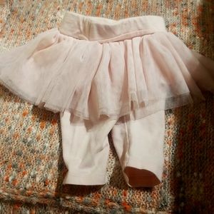 Baby gap 0-3 leggings with tutu